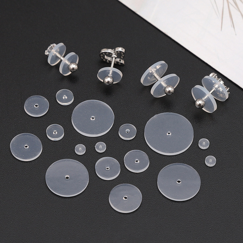 Ear Studs to Prevent Hyperplasia, Small Flying Saucer Spacers, Lip Studs, Navel Studs, Ear Bone Studs to Prevent Inward Sinking, Silicone Transparent Gasket Ear Pads