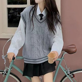 女式马甲;女式针织衫;毛衣