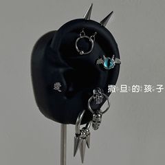 サタンの子供の工装クールな耳釘耳骨釘耳輪釘悪魔釘耳橋男女耳飾り