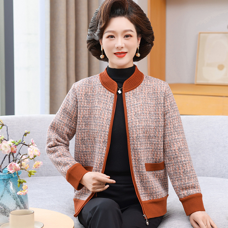 중년 및 노인 겨울 스웨터 코트 할머니 기모 카디건 옷 노부인 두꺼운 60 세 가을과 겨울 코트