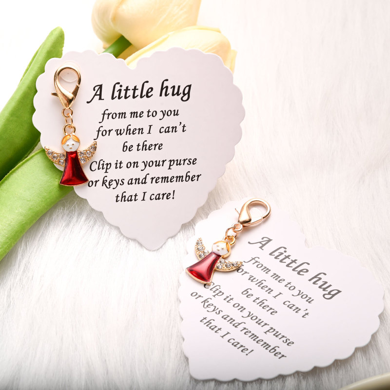 国境を越えた売れ筋 A Little Hug 英語祝福カード クリエイティブ レッド リトル エンジェル キーホルダー ペンダント ギフト|undefined