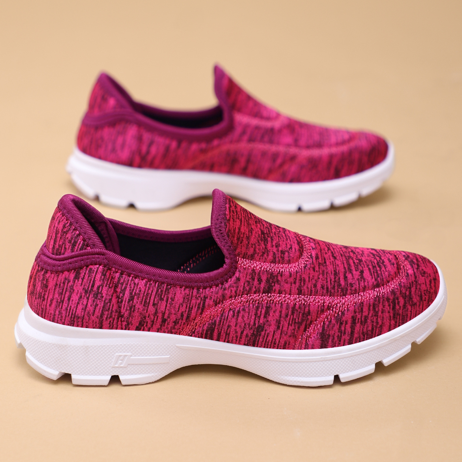 Zapatos de primavera para mujer, zapatos informales de talla grande, zapatos ligeros y cómodos, zapatos sin cordones de suela blanda para parejas, zapatos de mujer talla 44