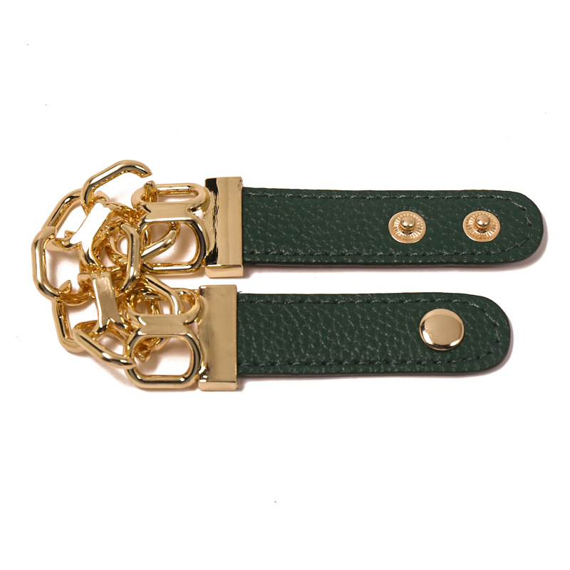 Bracciale in pelle PU tinta unita con personalità europea e americana, tendenza della personalità punk, foto di strada casual e neutra_voghion.com