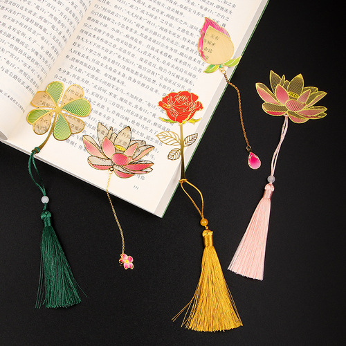 Creative metal painted bookmark Chinese style brass tassel retro student exquisite gift bookmark