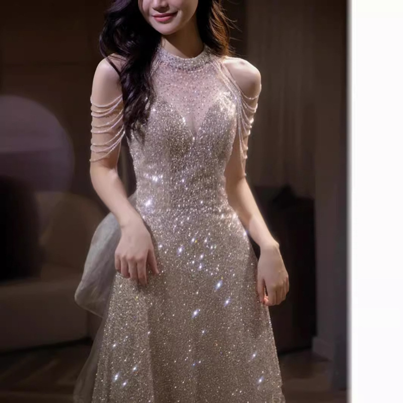 Champagne-Colored Evening Dress 2026 New Style Sequin Tassel Halter Neck High-End Banquet Long Dress Birthday Party Dress