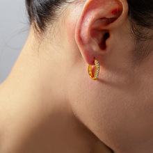 ����ŷ�����ɫ����C�ζ����Ѹֶ�18k������ʱ�����С�ڶ����ֻ�