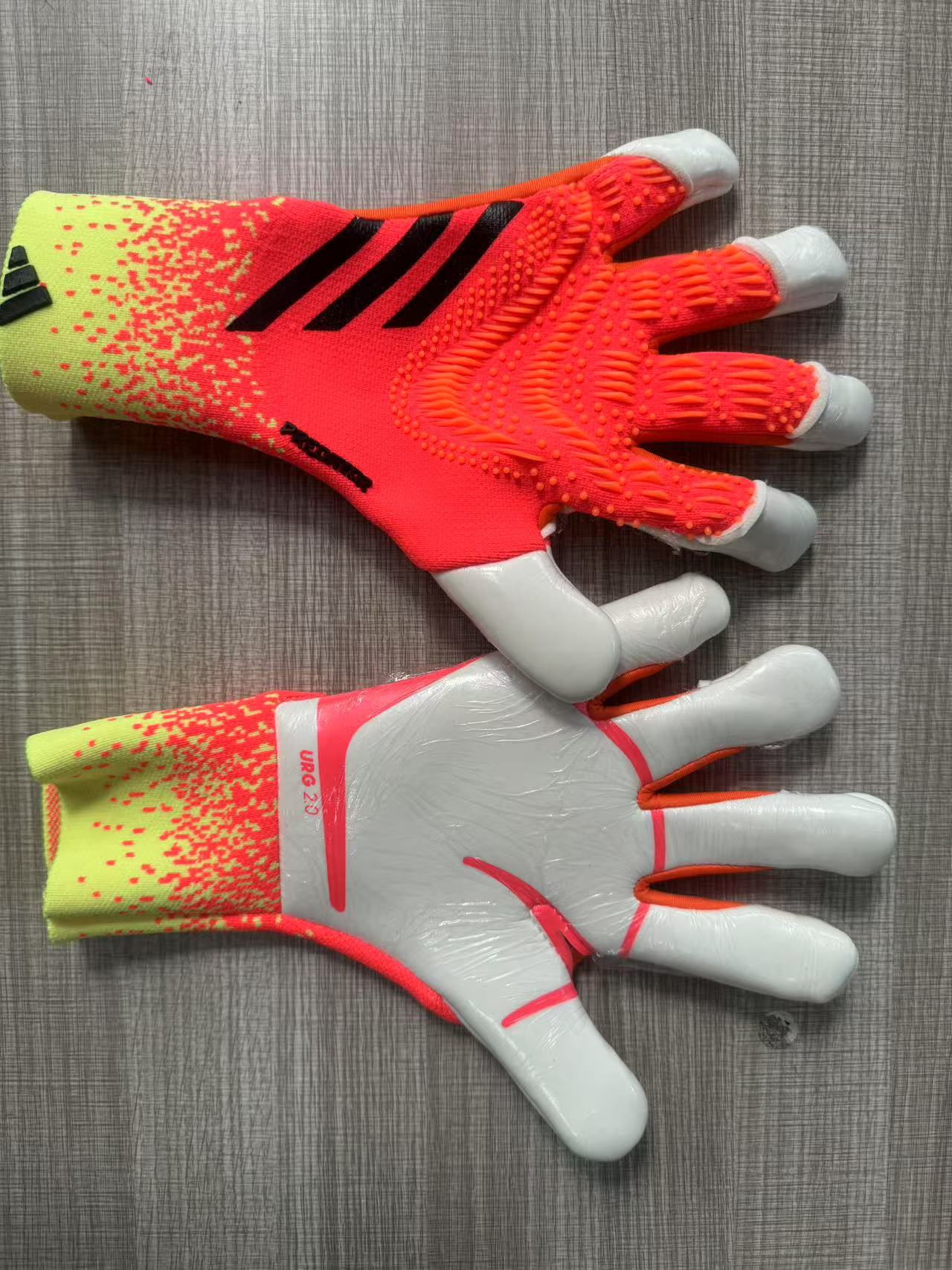 Nuevo guante de portero de costura interna de medio tubo, guante de entrenamiento de portero de fútbol, protector de competición antideslizante, amortiguación y ventilación