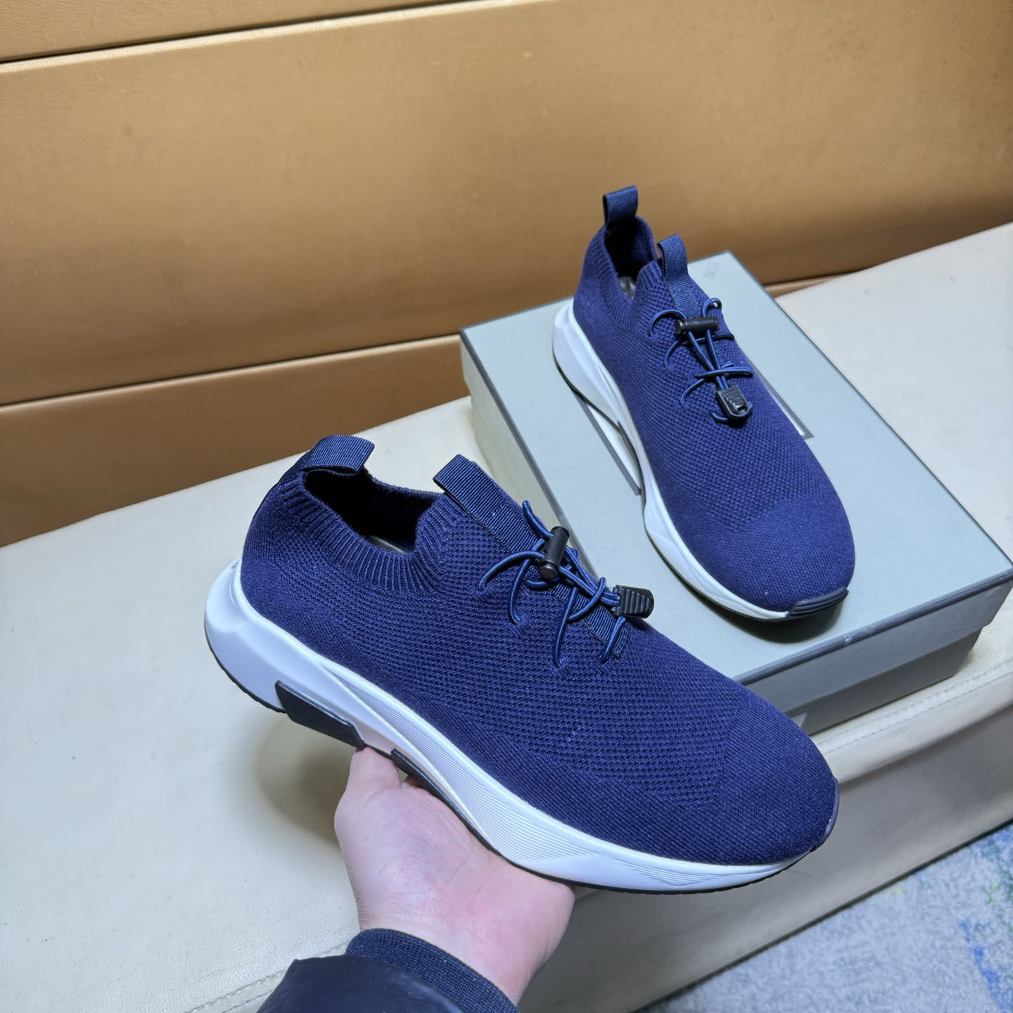Chaussures basses en maille à lacets pour homme, collection printemps-été. Style simple et élégant, légères, souples et respirantes._voghion.com