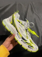 off white�ϵ�Ь����Ь�羳����H�ٴ������߼��^�ܲ��\��Ь