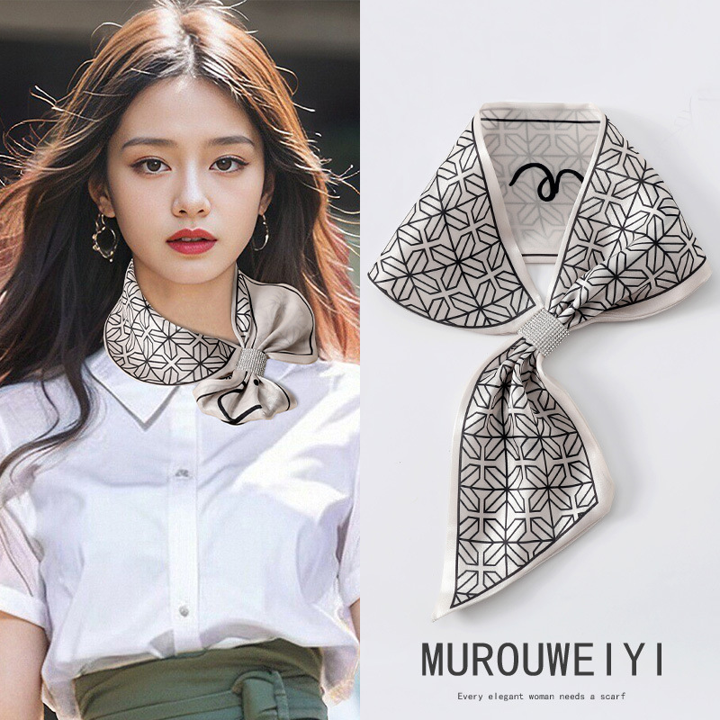 (스트리머얀) 베이지 눈꽃 뒷문자 작은귀 머플러 13*75cm