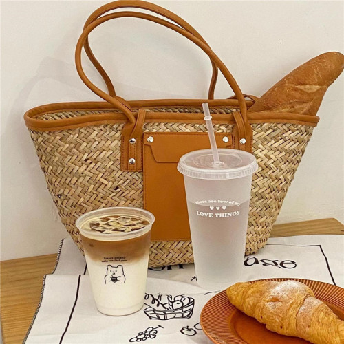 Non-disposable original English letter bear plastic straw cup girl's favorite water cup portable coffee cup juice cup