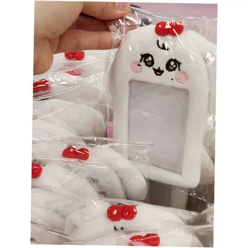 KP Opi Ve Cherry Plus и Kawai I Cartoon Jan Gw на Young PLU это E0