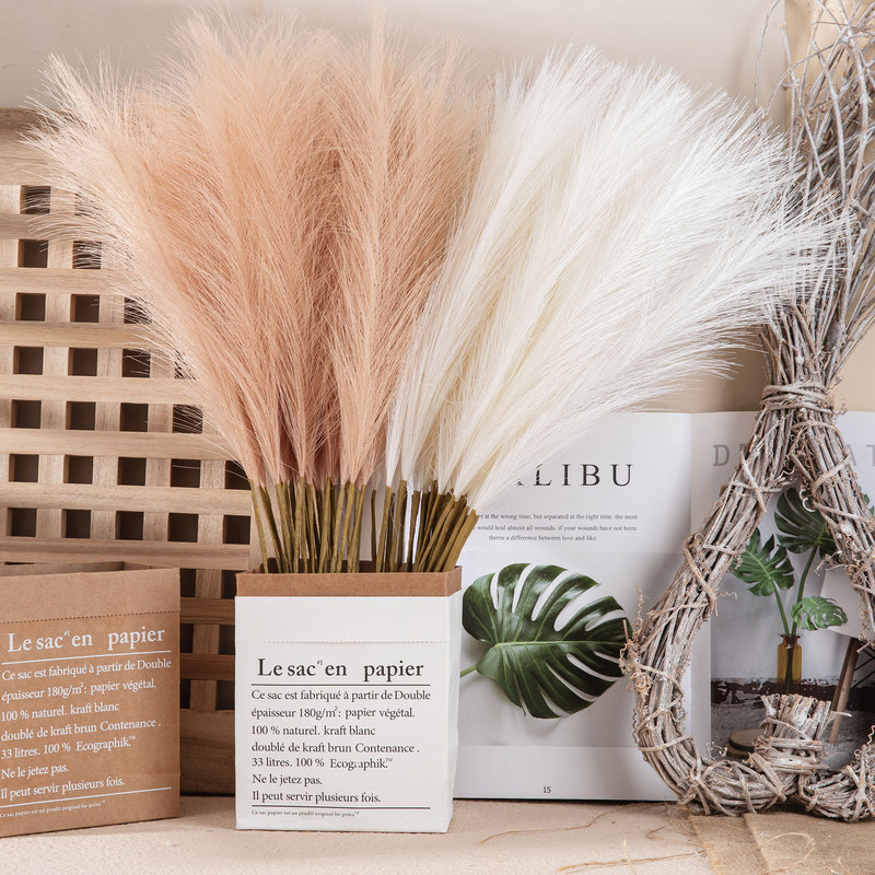 Manufacturer of Mini Pampas Reed Grass Ins Style Artificial Flowers for Home Decoration and Wedding Wholesale Fake Flowers and Green Plants