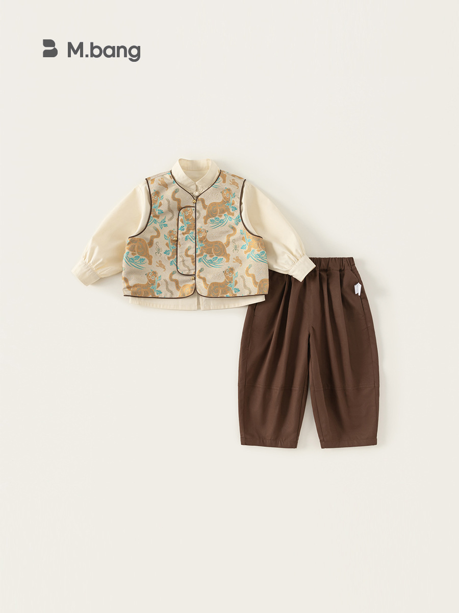 Yubao ropa para niños nuevo set chino primavera nuevo estilo de niño estilo Han guapo chaleco de tres piezas set Tang