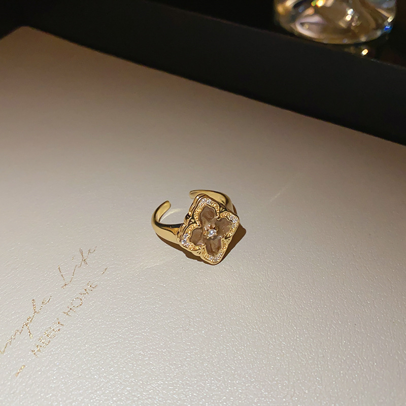 Anillo de apertura de espiga de circonio de vintage medieval anillo de todo fósforo de nicho femenino joyería de alta gama de lujo ligero retro