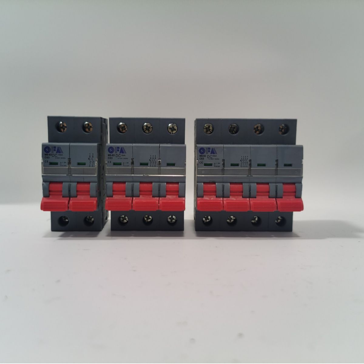 OFA直销 小型直流DC断路器10KA空气开关63A1P2P3P4P光伏充电桩