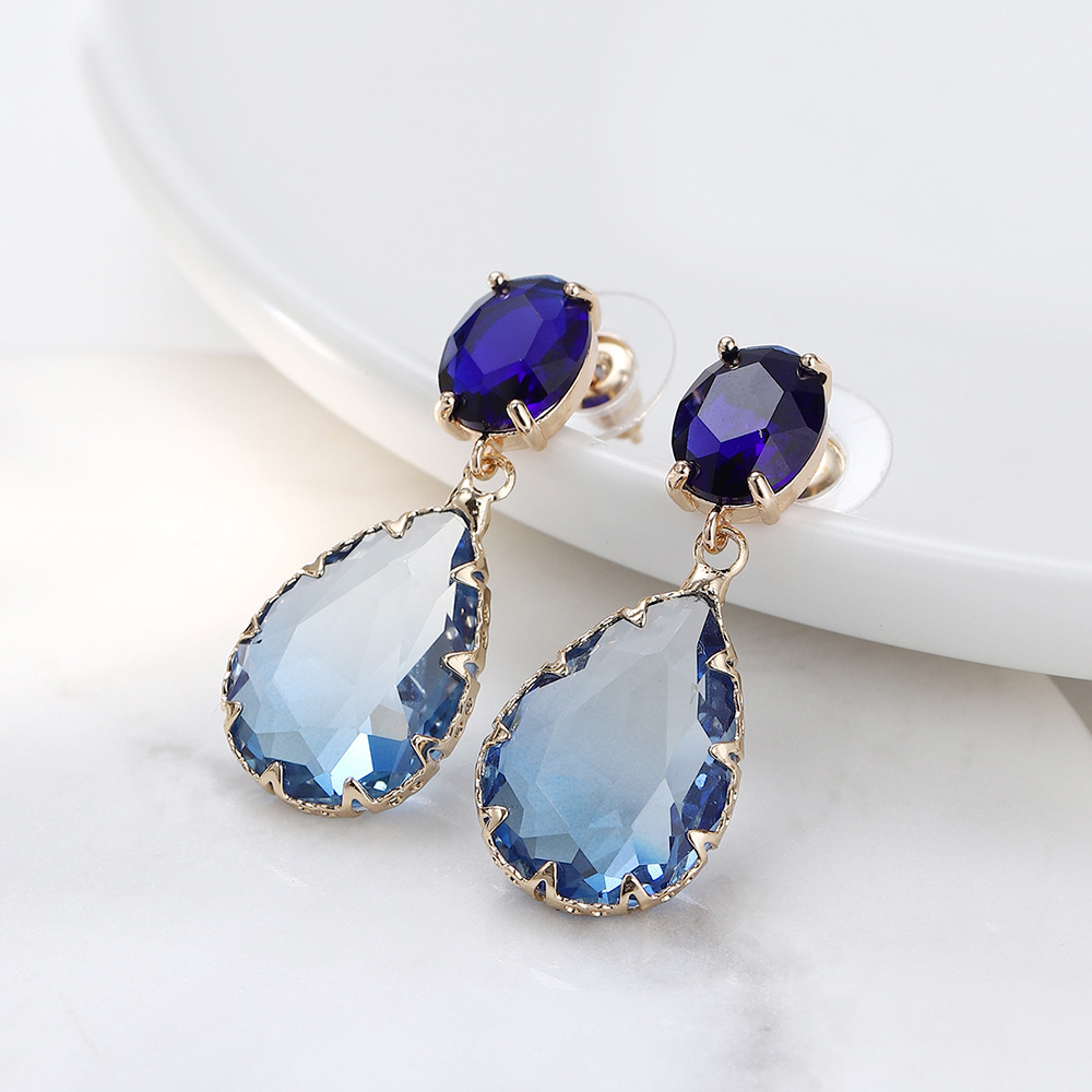 Fashion Geometric Copper Plating Hollow Out Artificial Crystal Earrings 1 Pair