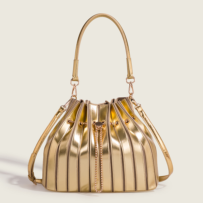 Pleated Elegant Bucket Bag for Women 2026 New Fashion Chain Drawstring Handbag Crossbody Bag Lulu Underarm Bag
