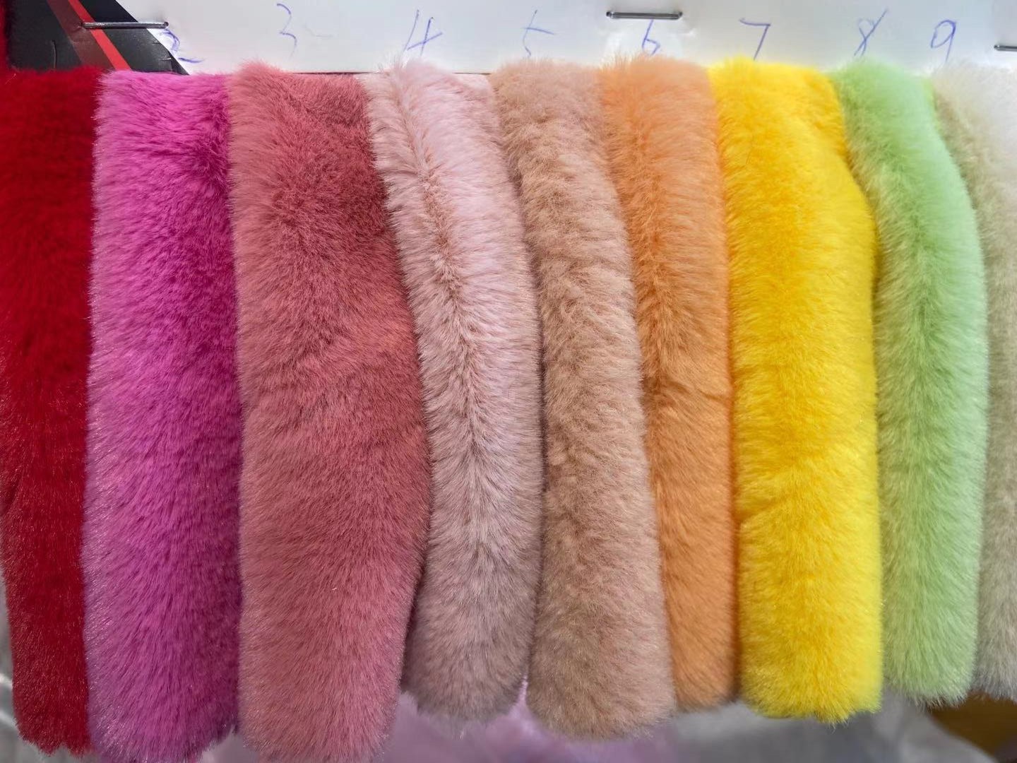 600g conejo visón pequeña tela de visón europeo súper suave delgada suave conejo visón imitación conejo piel collar zapatos y sombreros caliente bolso ropa forro