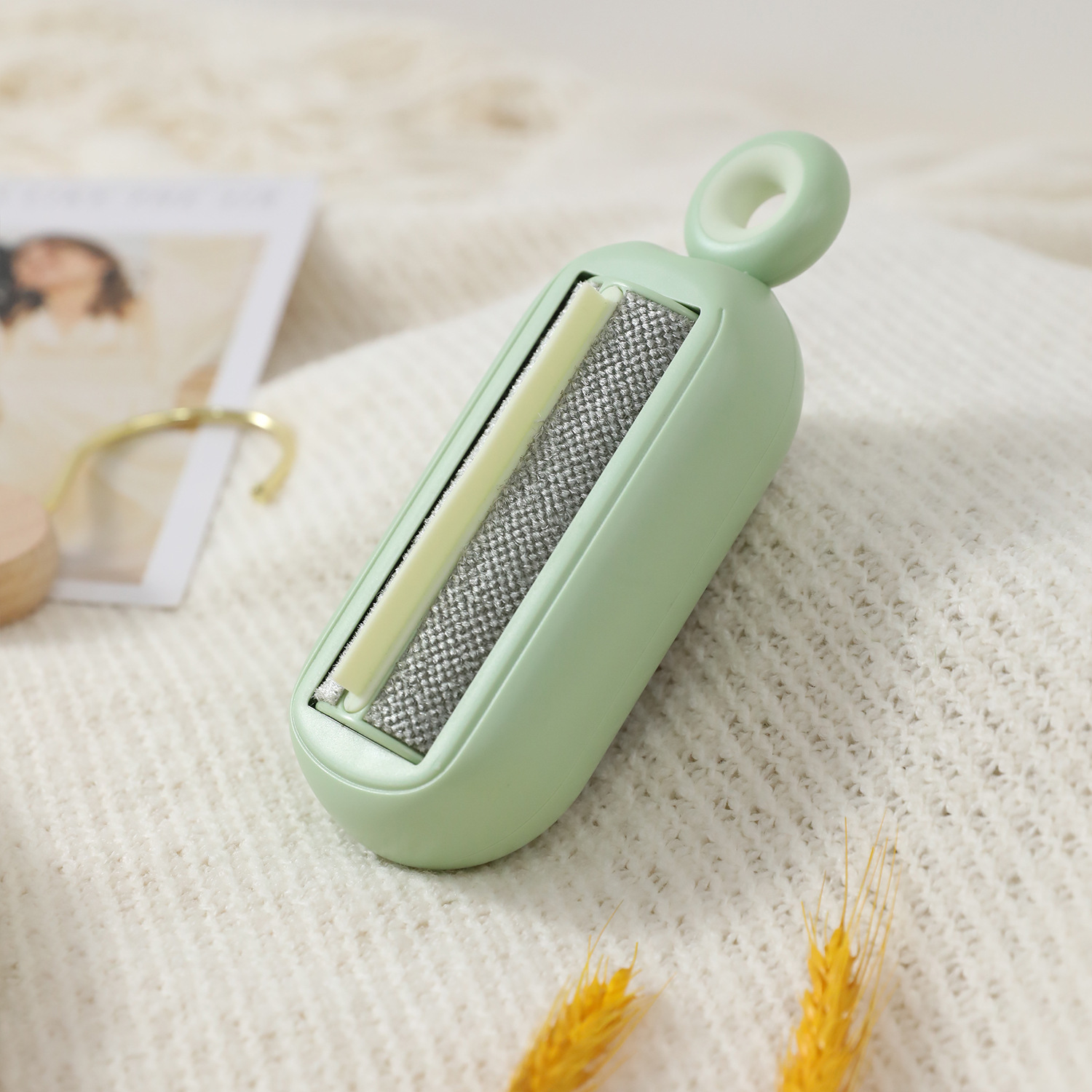 Z Cepillo de eliminación de pelo electrostático giratorio de anillo portátil en caja Limpieza multifuncional Suministros para mascotas Cepillo de eliminación de pelo Cepillo de gato