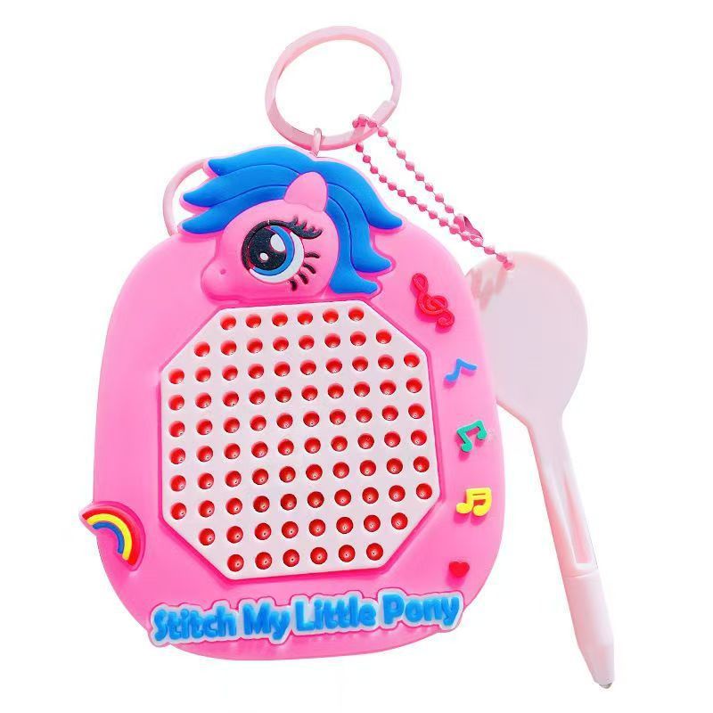 Creativo de dibujos animados pony magnetic bolas de acero tablero de dibujo juguetes descompresión bolsos colgantes llaveros hermosos regalos