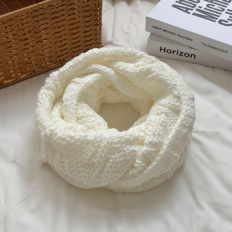 Bufanda otoño e invierno versátil 2025 versión coreana nueva lana unisex bufanda de lana tejida cubre cuello fabricante al por mayor.