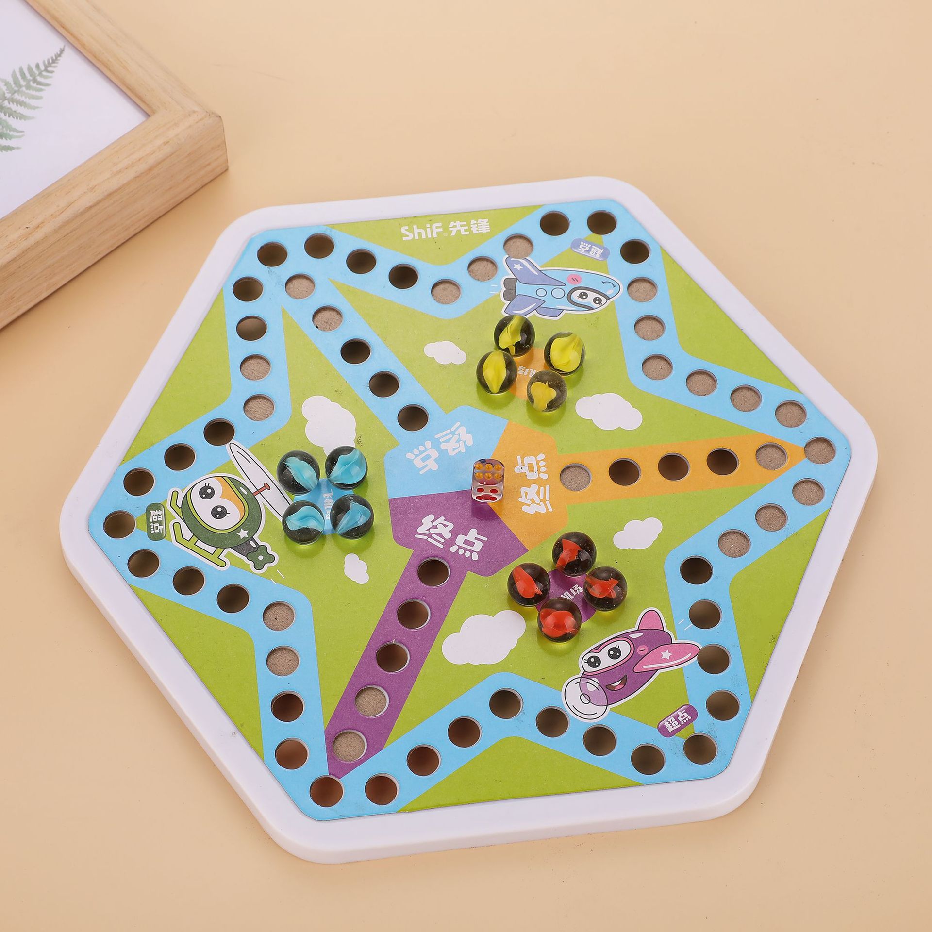 Niños siete en uno damas tablero de ajedrez traje estudiante animal juego de ajedrez regalo al por mayor educación temprana juguetes educativos