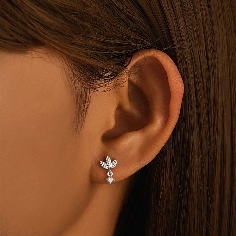 1 Piece Ear Cartilage Rings & Studs Casual Simple Style Geometric Bow Knot Sterling Silver Plating Inlay Zircon Ear Cartilage Rings & Studs display picture 51