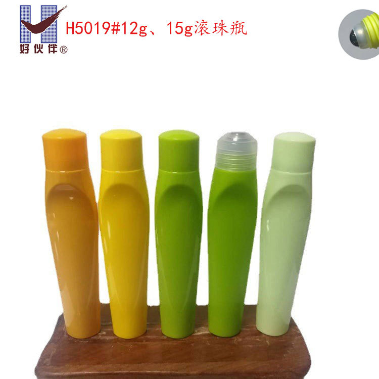 现货 15g滚珠瓶 走珠眼霜瓶 眼部精华液空瓶 塑料可提供喷漆 丝印
