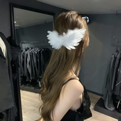 秋冬の超仙の白い羽の羽のヘアピンの女性の純粋な欲の雰囲気感のバレエ風の髪飾りの甘いクールな後頭部のヘアピン