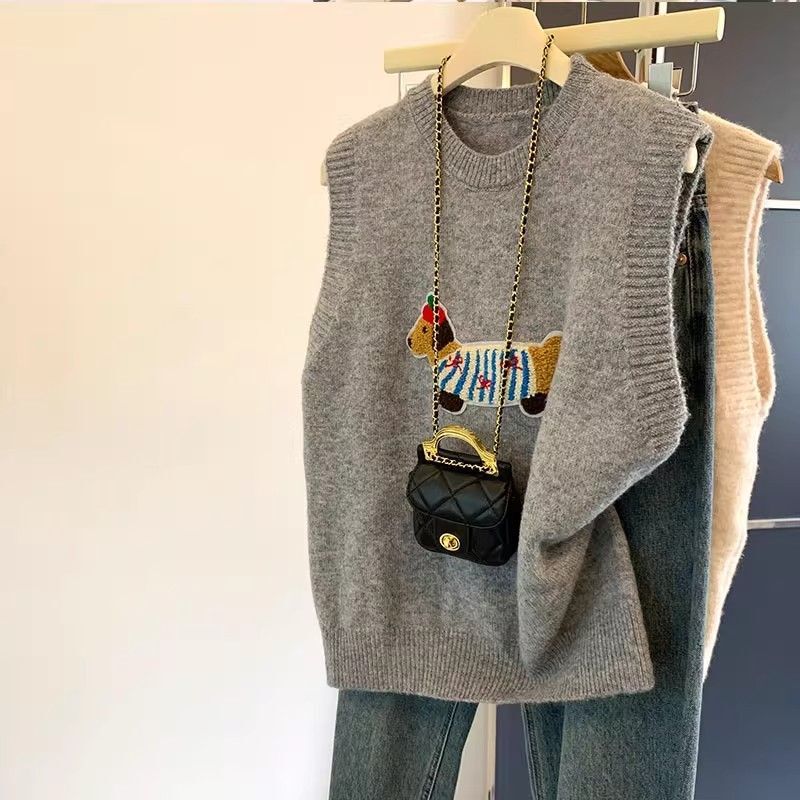 [Cashmere Family] Women's Pullover Knit Sweater with Half-High Collar, Elegant Inner Wear for Moms, Plus-Size Thickened Base Layer