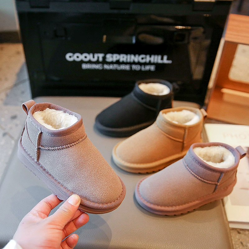 Детские снежные сапоги роды и дети обувь 2024 зимние новые бархатные толстые хлопчатобумажные туфли для мальчиков большие хлопковые туфли Детская детская зимняя обувь