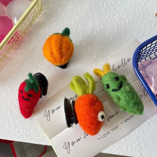 Entrance door wall decoration fruit hook wall hanging wall coat hook children's creative factory live broadcast BH240