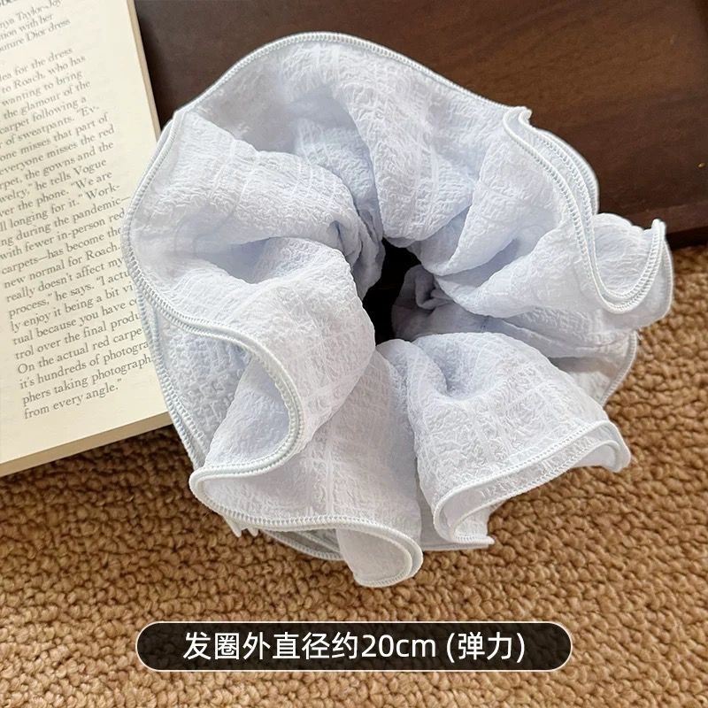 연한 파란색 곰팡이 머리끈