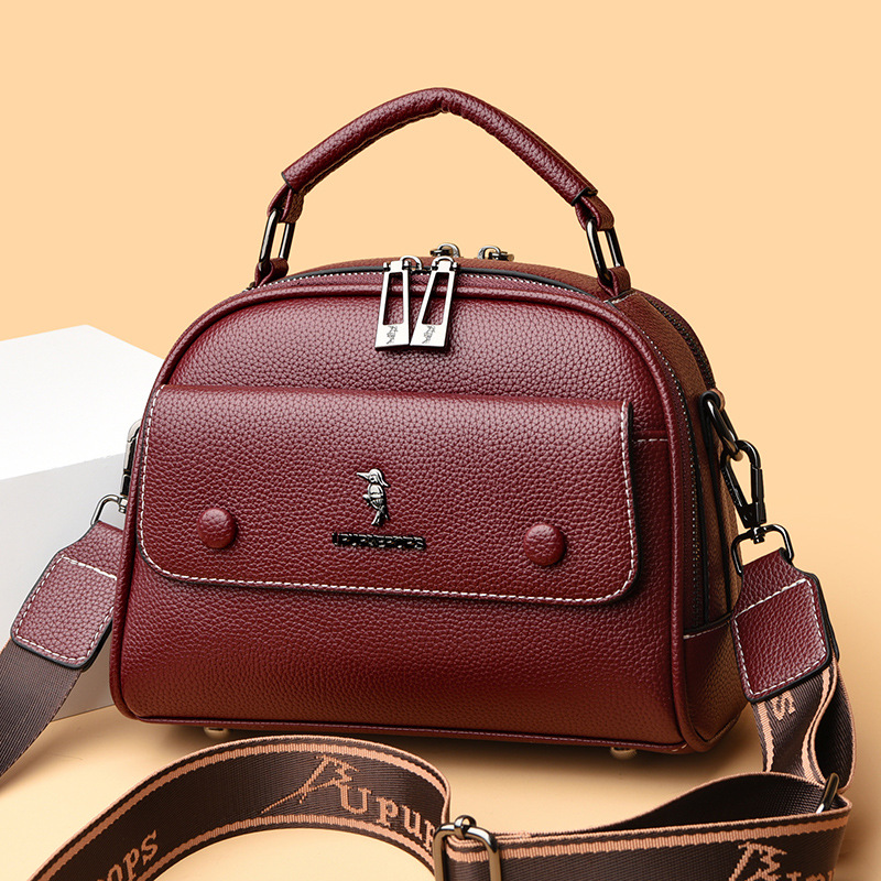 2024 Spring/Summer New Small Square with Multiple Layers, Wide Straps, Versatile Style, Mom's Handheld Bag, Single_voghion.com