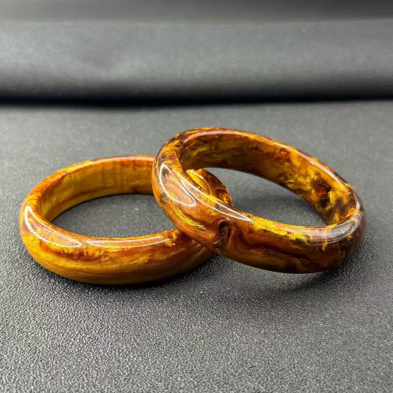 Wholesale gold-threaded sea coral bracelets, blood coral cultural items, men's bracelets, women's jewelry, gifts, ethnic-style gifts Wholesale gold-threaded sea coral bracelets, blood coral cultural items, men's bracelets, women's jewelry, gifts, ethnic-style gifts