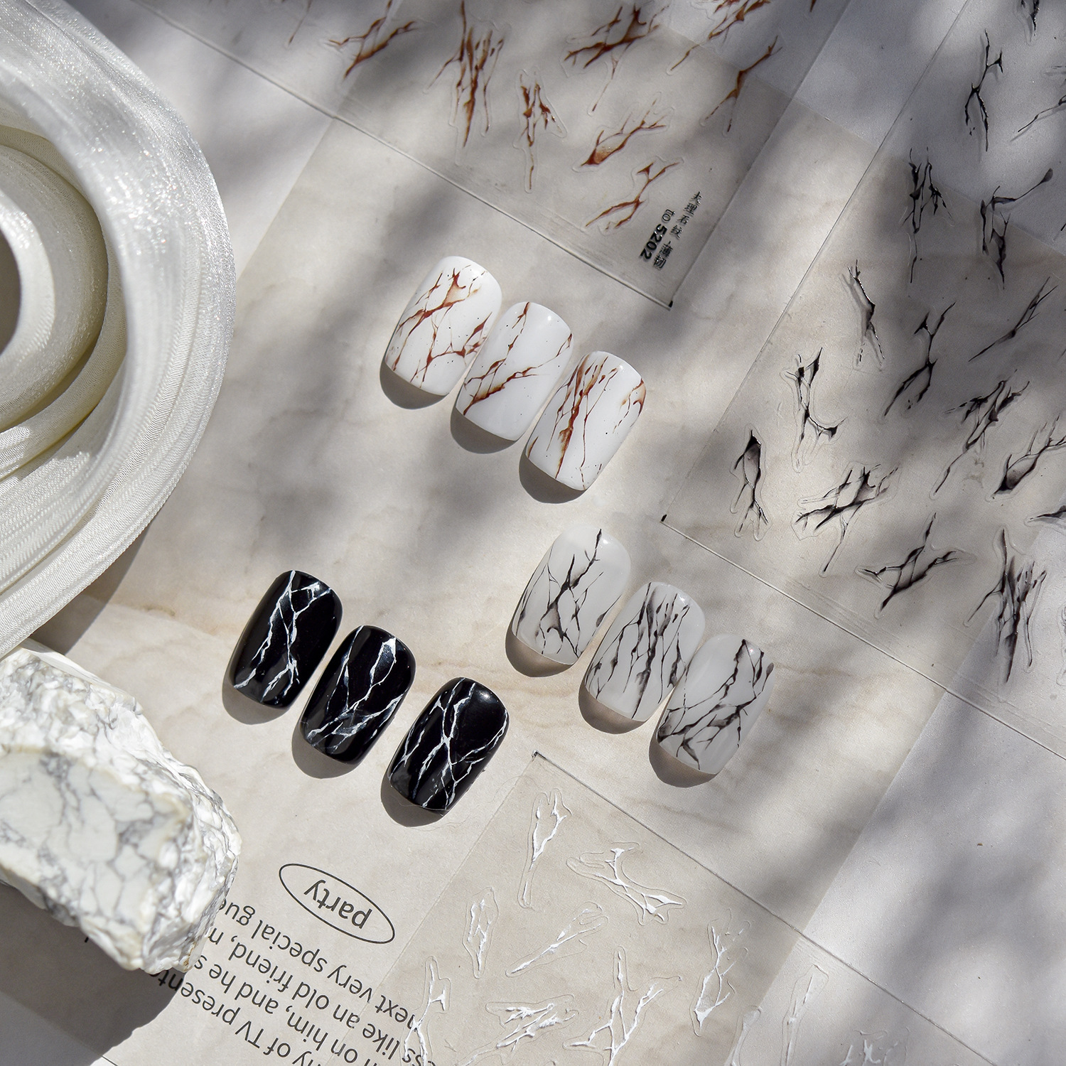 跨境薄韧美甲贴纸 爆款简约指甲贴高级感超薄无痕大理石纹素材