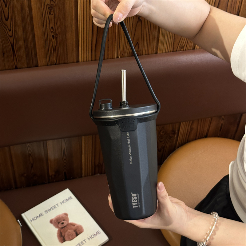 TYESO taishuo nueva taza de café de acero inoxidable calentador de hielo aislamiento taza de paja del coche de vacío botella de agua de gran capacidad