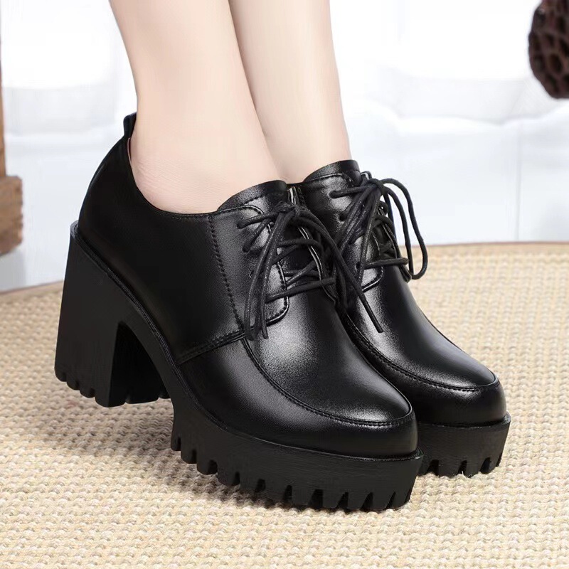Spring and Autumn new soft leather women's shoes black platform high heel platform platform women's lace-up muffin single-layer shoes mother's small leather shoes Spring and Autumn new soft leather women's shoes black platform high heel platform platform women's lace-up muffin single-layer shoes mother's small leather shoes