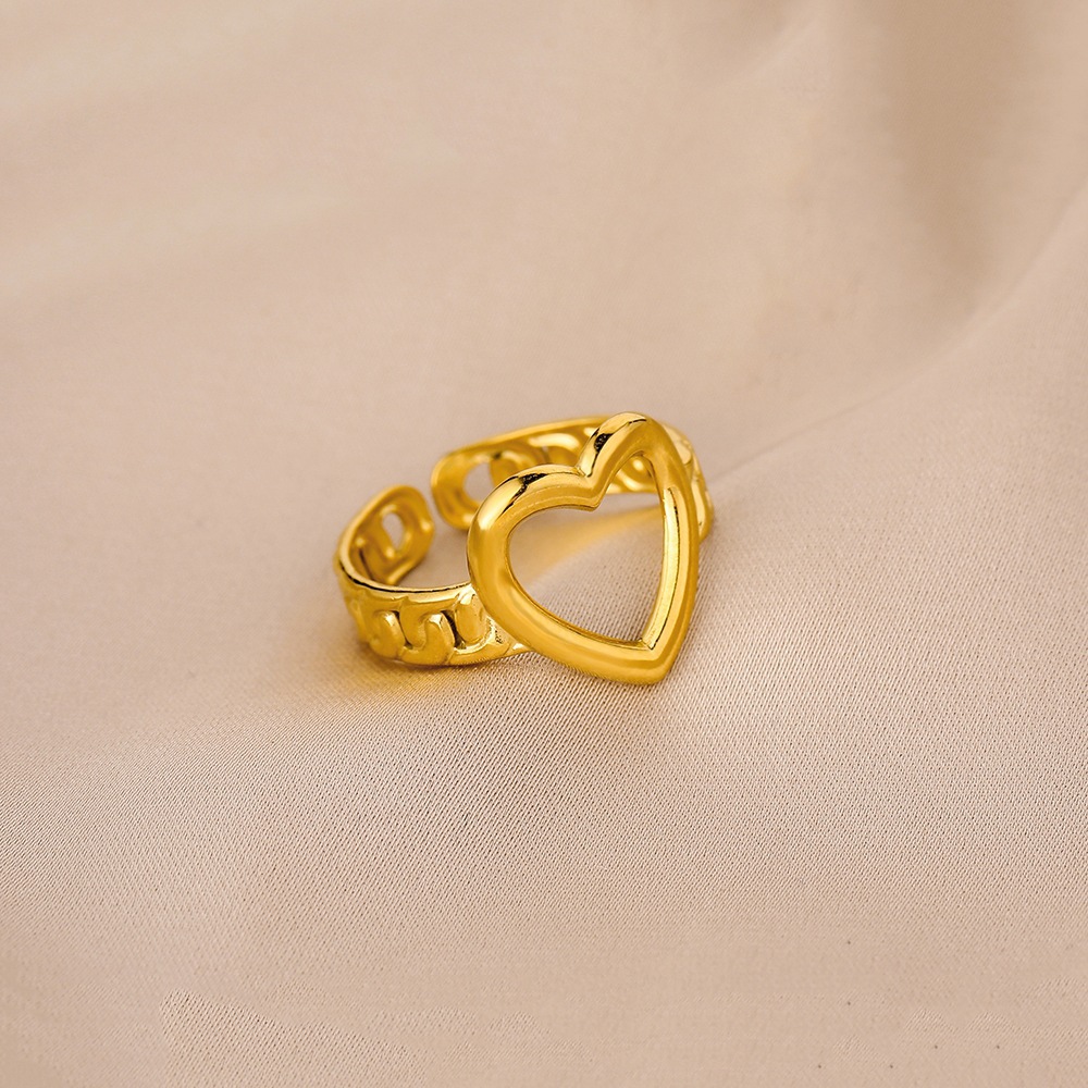 New Style Hollow Heart Shape Titanium Steel Ring display picture 7