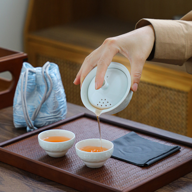 礼品套装陶瓷旅行功夫茶具简约一壶二杯户外便携包快客杯logo制作|undefined
