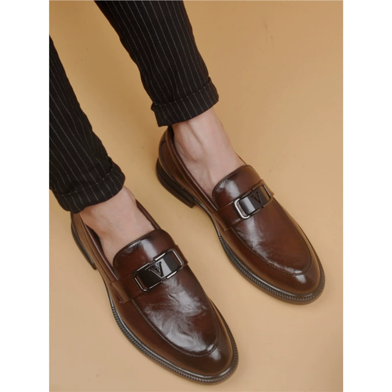 Осенний новый педаль мужская деловая кожаная обувь ножки ретро повседневный рост тренда коричневая свадебная кожаная обувь