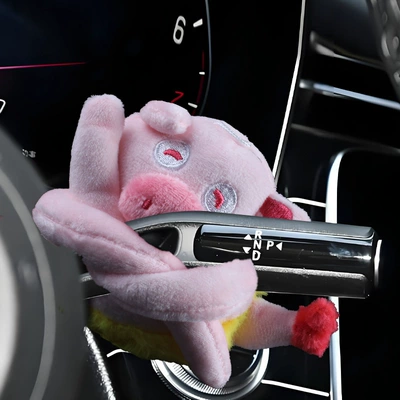 Sürətlər qutusu və əl tormozu başlıqları, Dolls, Car Interior Decorations - ballet-piggy-huaibing-decoration