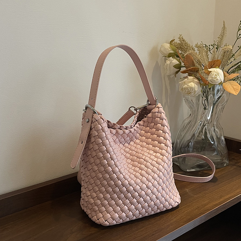 Korean Style Simple Casual Shoulder Bag Women's Bag 2025 Spring New Work Commuter Hand Bucket Bag for Women