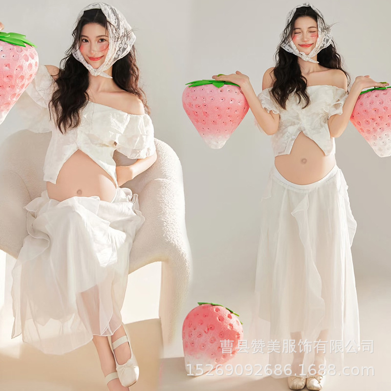 Photo Studio's New Maternity Photo Clothing, Small Fresh Theme, Cute Pregnant Mother's Indoor Photo Shoot at Home
