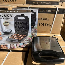 搅拌机;电压力锅;多士炉