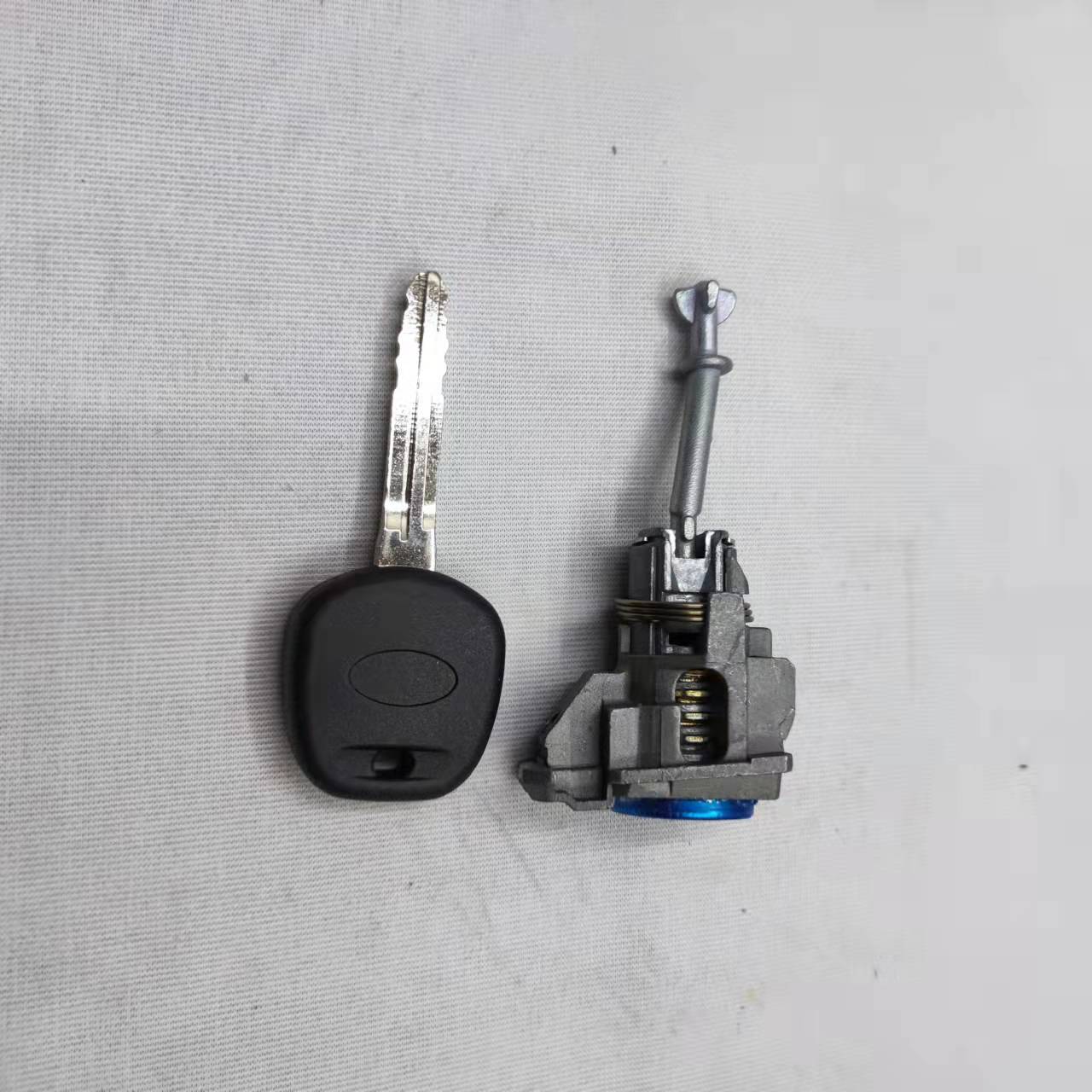 Adecuado para Toyota cerradura cilindro camei cerradura de la puerta cilindro cerradura del coche cilindro gran cantidad congyo