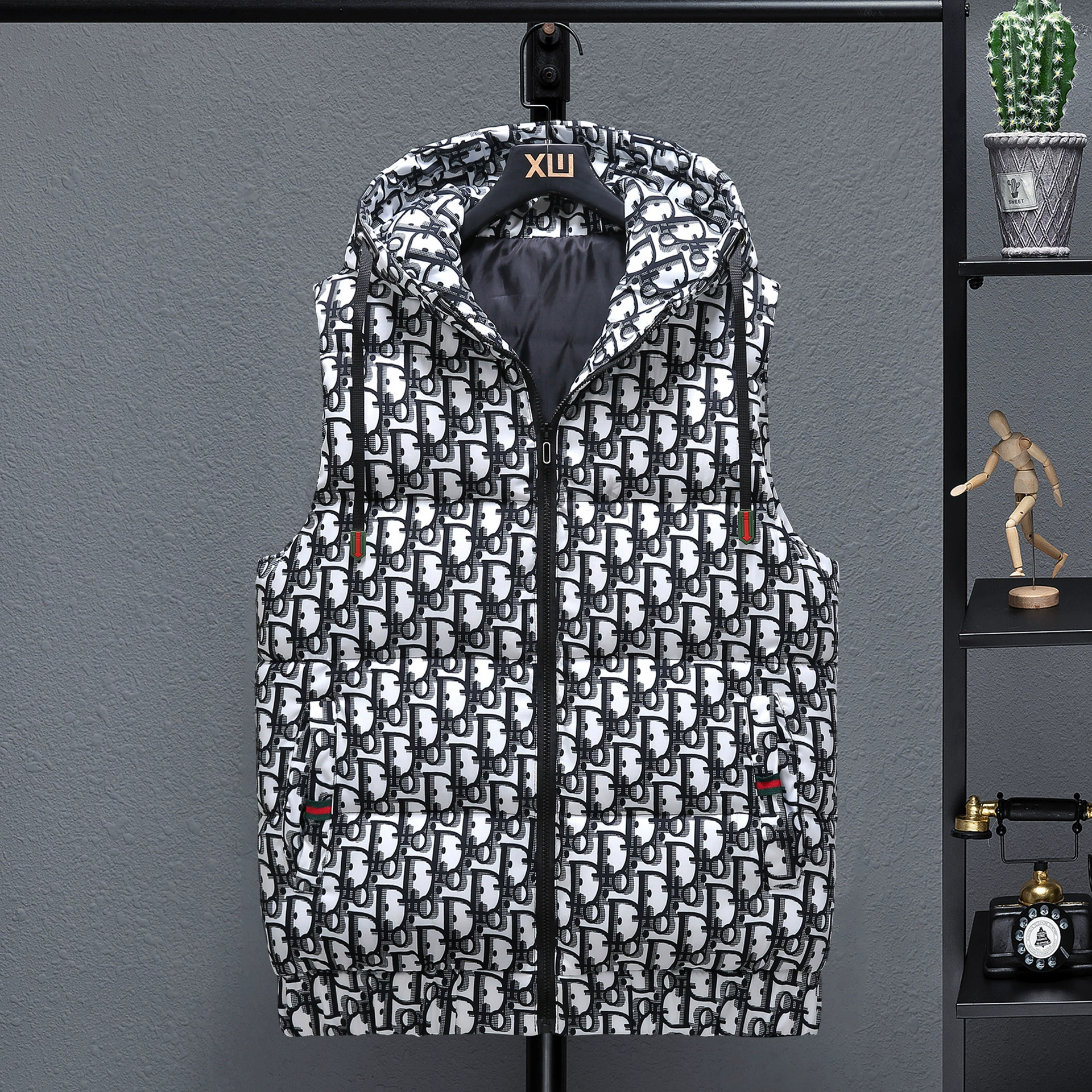 Demi-season trend vest sleevless, keep warm tank top with hood for beloved