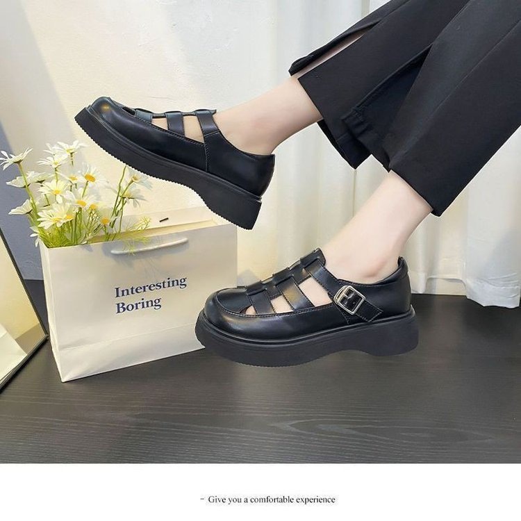 2026 nuevos zapatos de verano de una sola sandalia de hebilla romana con bolsas de vestir con falda de agujero zapatos de mujer