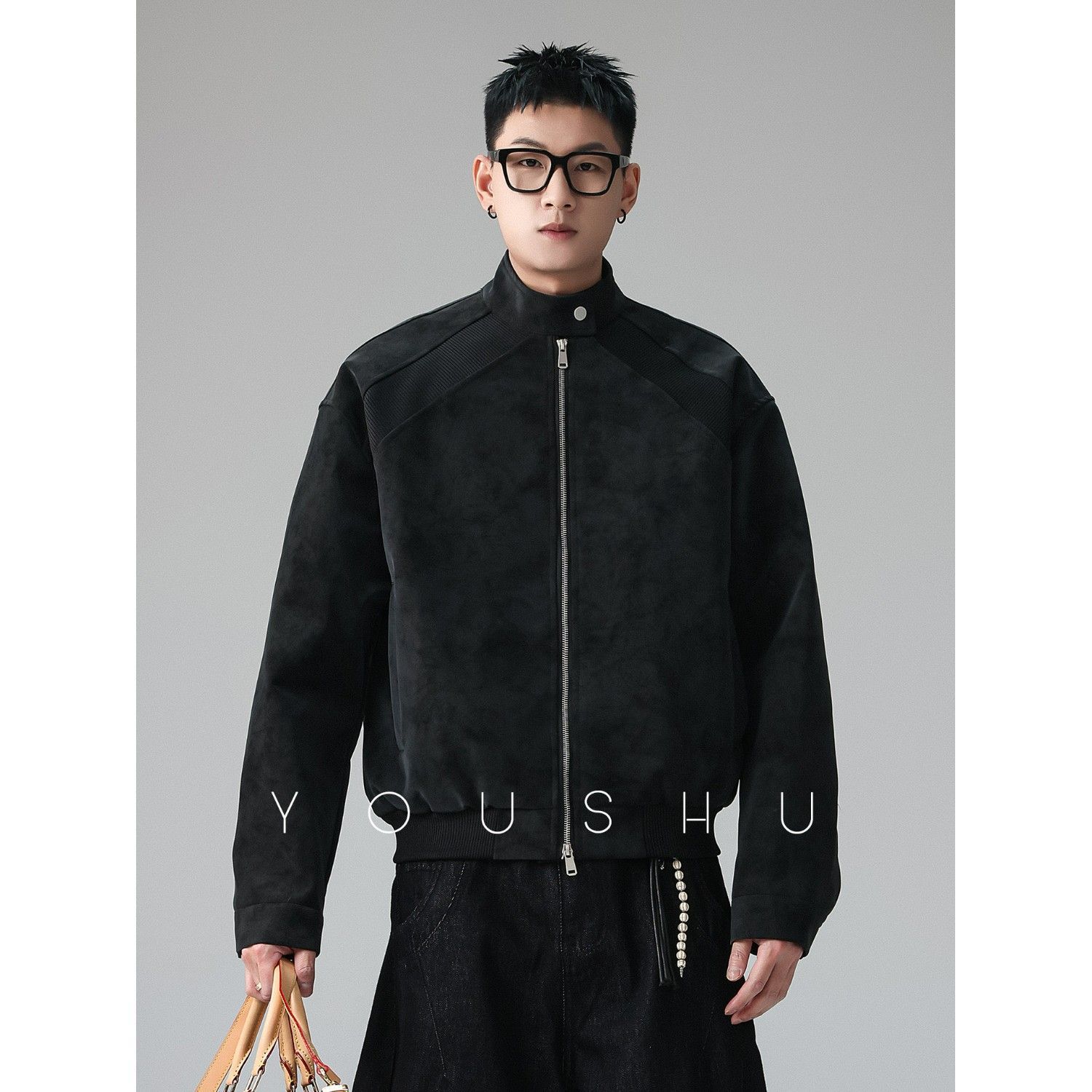 Retro spring black jacket with zipper